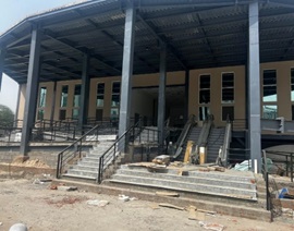 Construction of Waiting Hall at AIIMS, Delhi