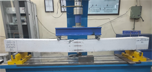 Four Point Bend test on Reinforced Concrete Beams